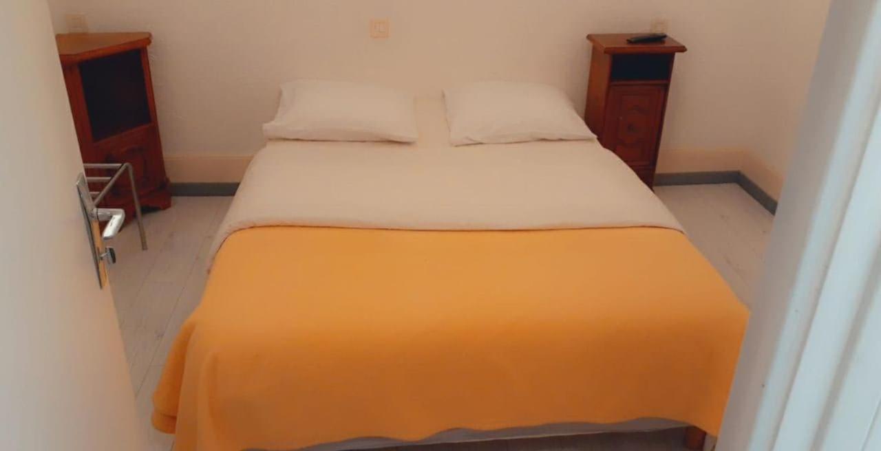 Le Fecamps Otel Bolbec Dış mekan fotoğraf
