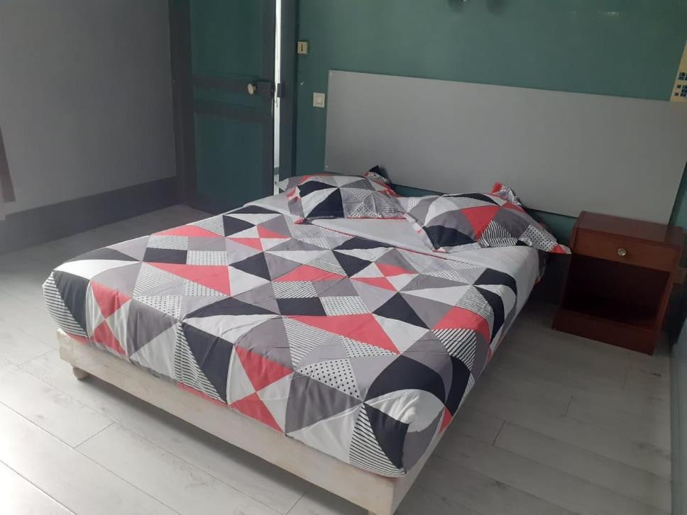 Le Fecamps Otel Bolbec Dış mekan fotoğraf