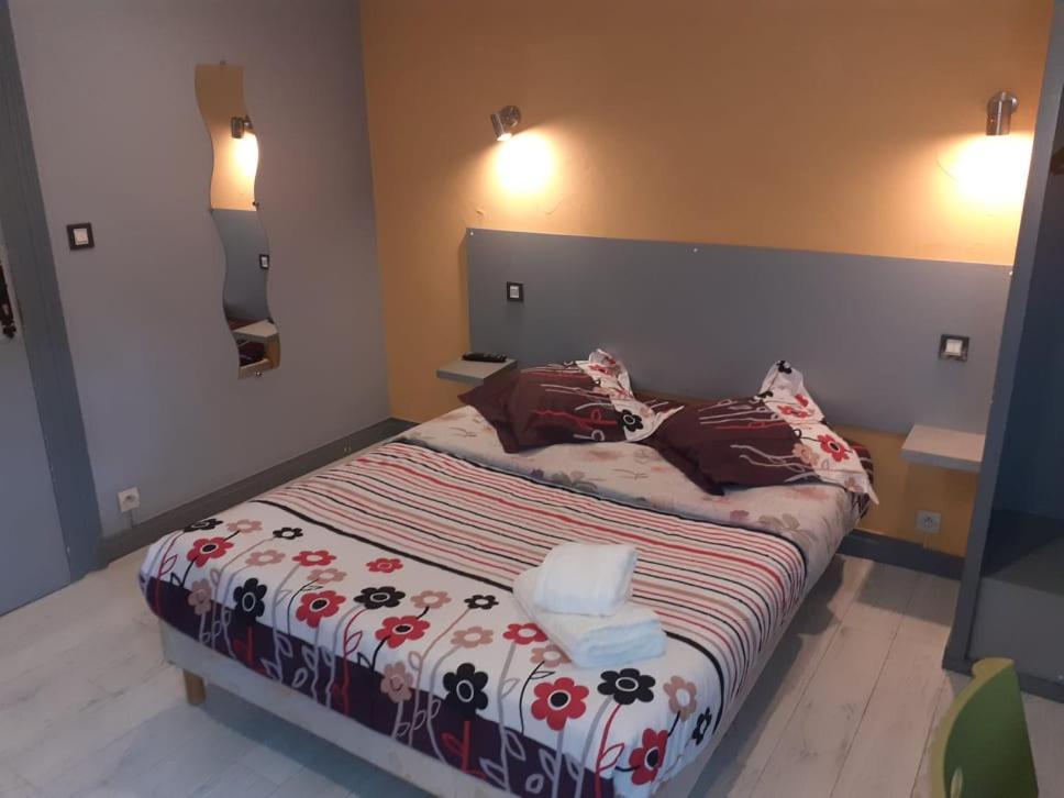 Le Fecamps Otel Bolbec Dış mekan fotoğraf